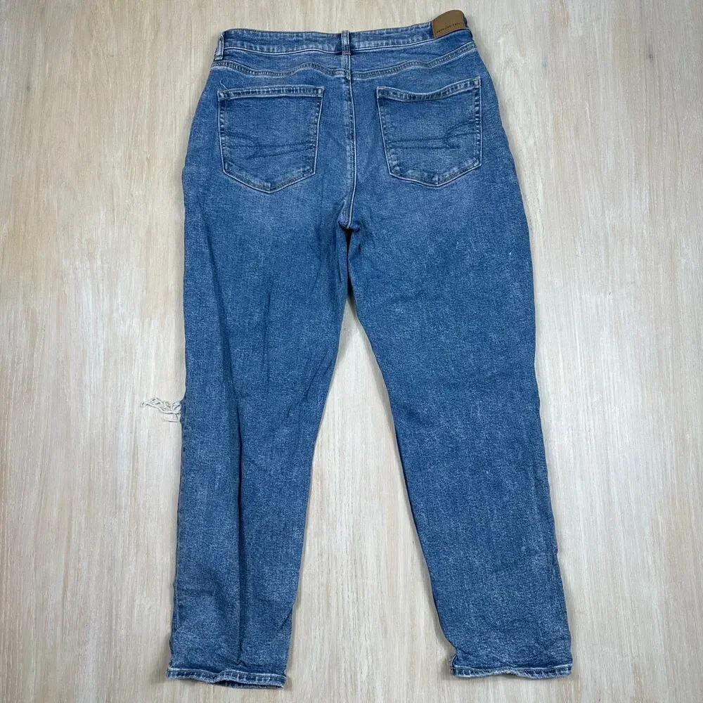 American Eagle Distressed Mom Jean Strigid High Rise Straight Casual Jeans 12